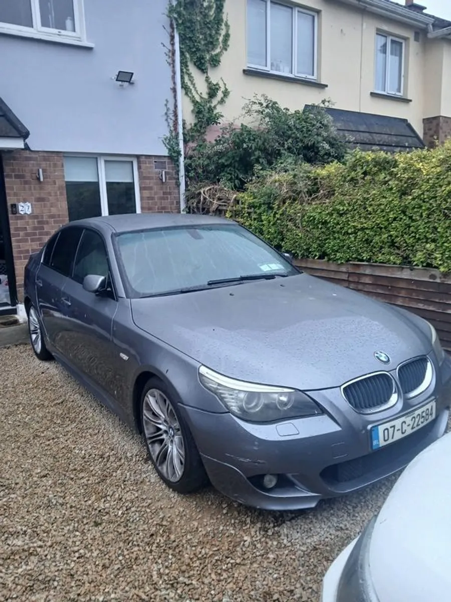 2007 Bmw 520 - Image 1