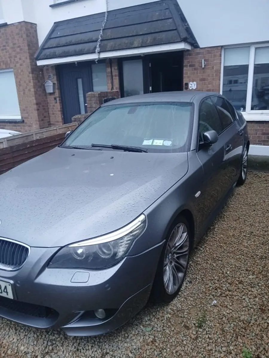 2007 Bmw 520 - Image 2