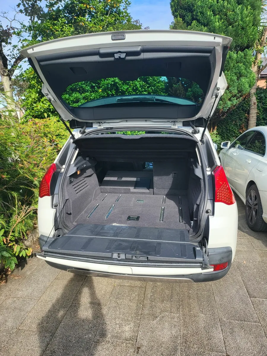 Peugeot 3008 2012 HYBRID - Unique - Image 4