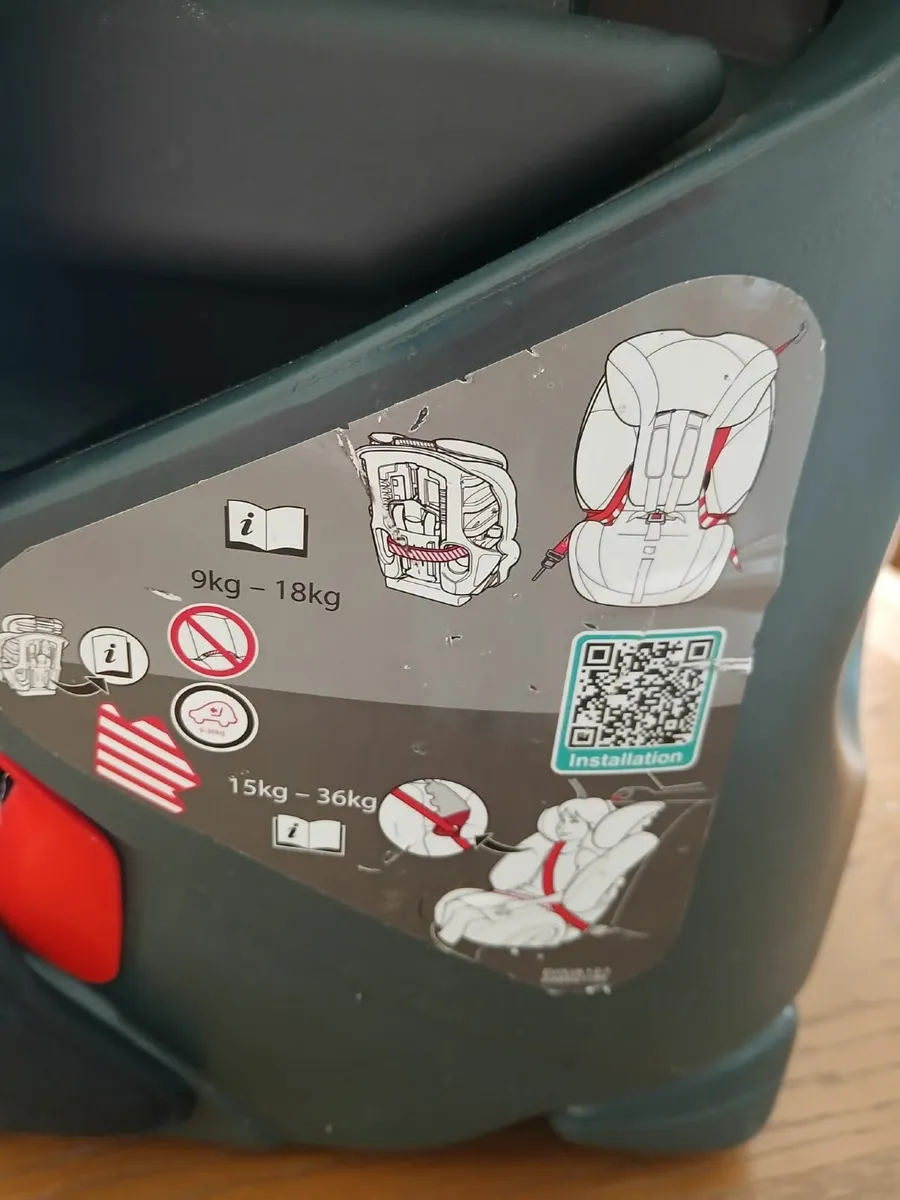 Child Car Seat - Image 2