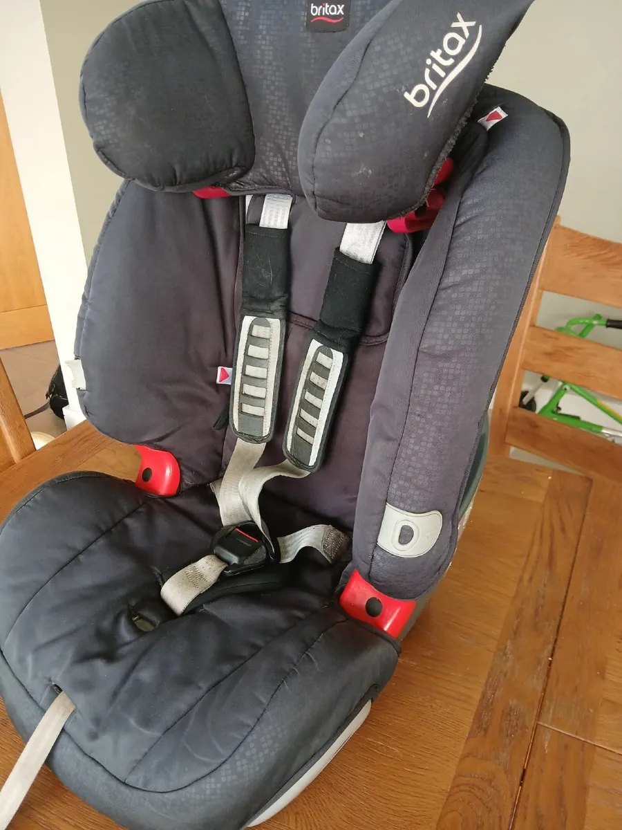 Child Car Seat - Image 3