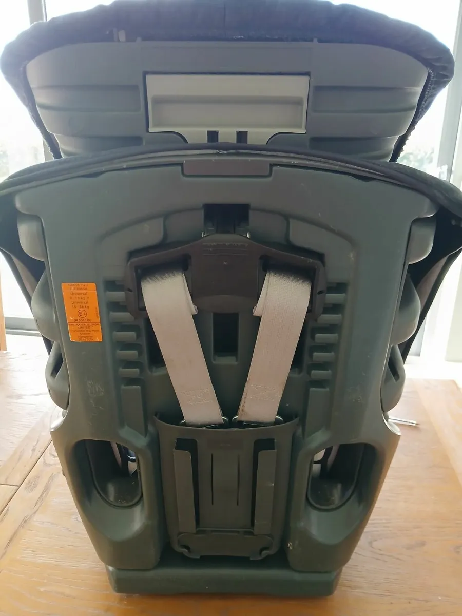 Child Car Seat - Image 4