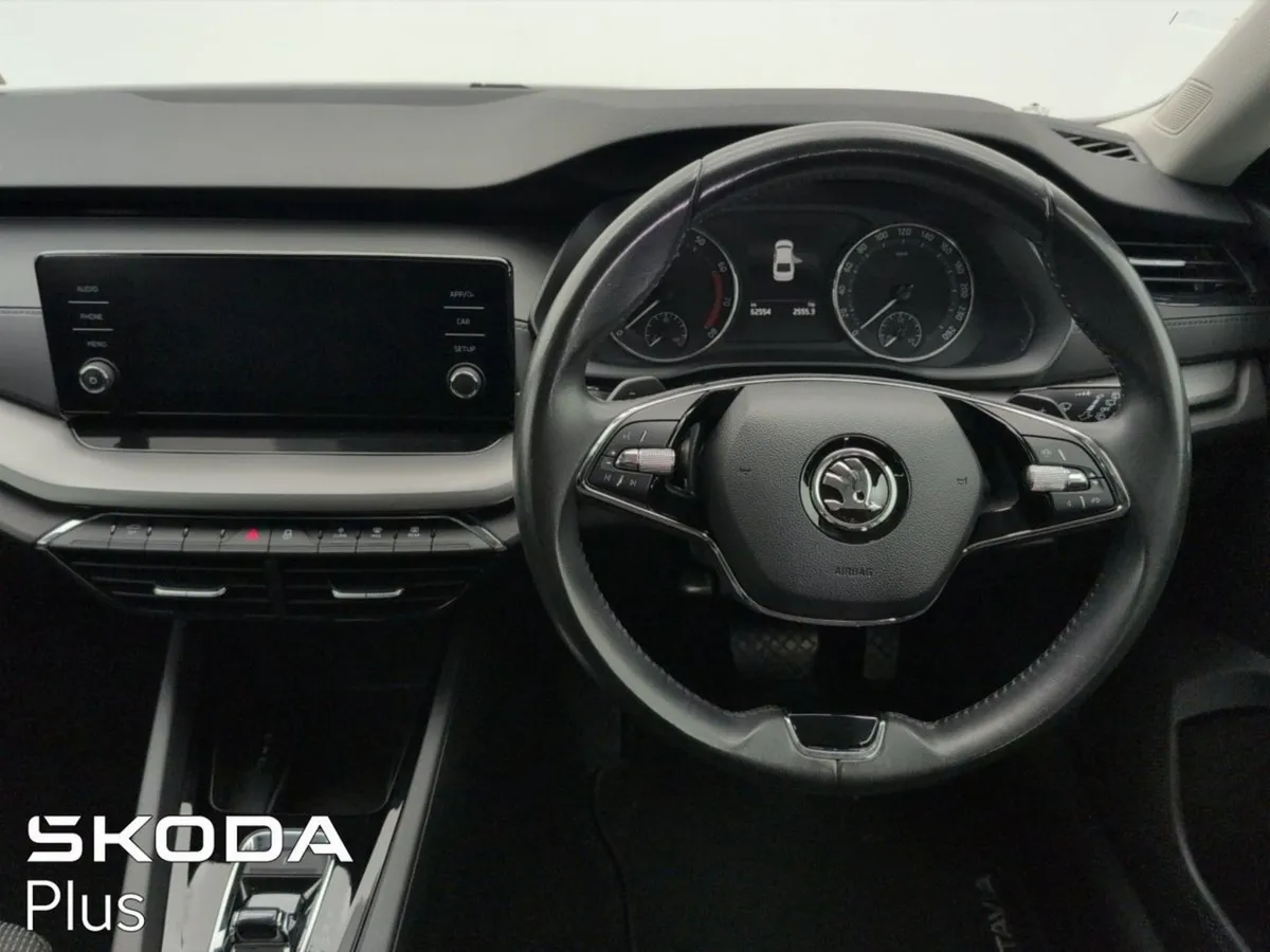 Skoda Octavia Ambition 1.0tsi DSG - Image 2