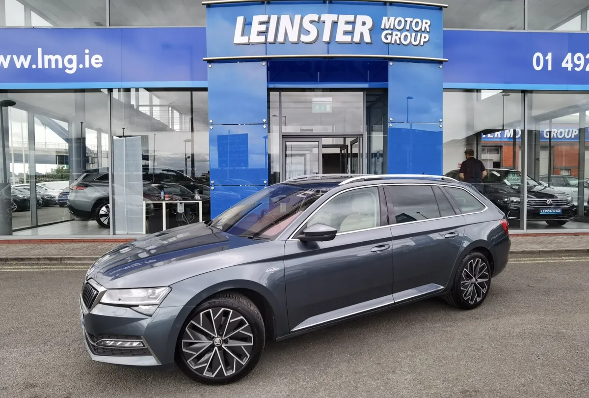 SKODA SUPERB 1.4 IV *LAURIN AND KLEMENT* DSG AUTO - Image 1
