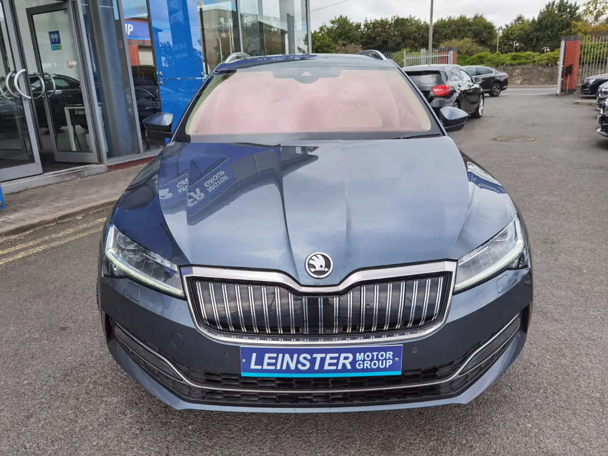SKODA SUPERB 1.4 IV *LAURIN AND KLEMENT* DSG AUTO - Image 3