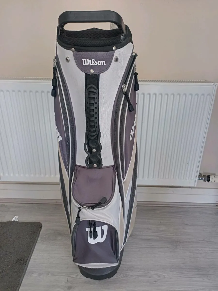 Wilson golf bag. - Image 2
