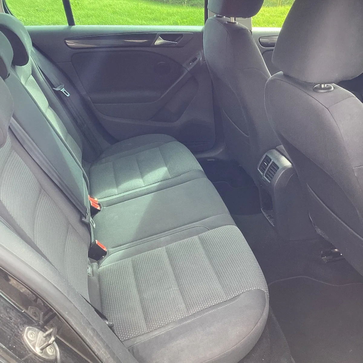 Volkswagen Golf 2010 - Image 3