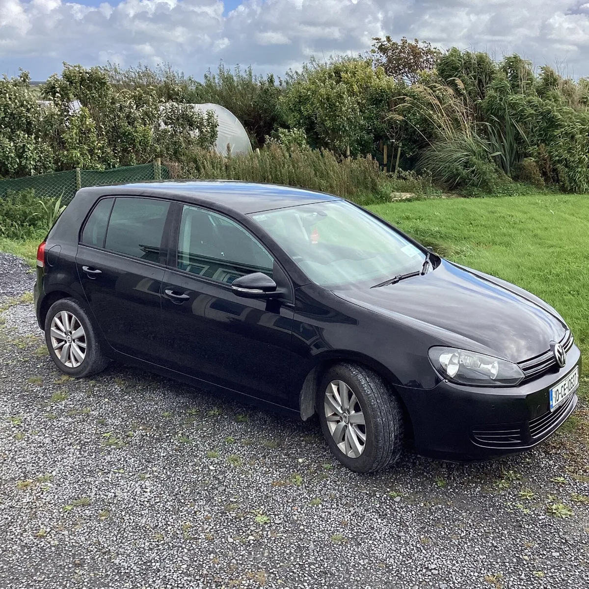 Volkswagen Golf 2010 - Image 1