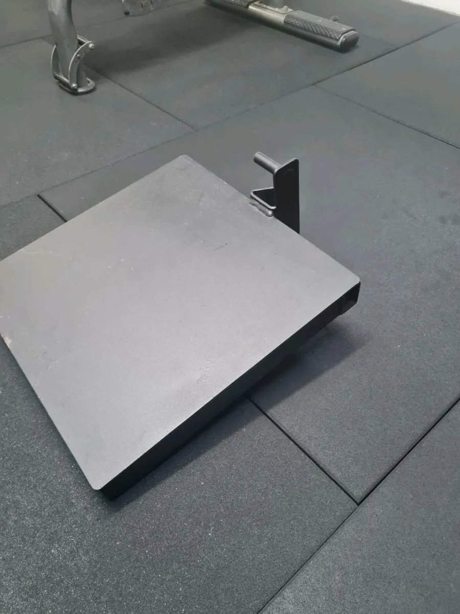 Wall Mounted Rack - Image 3