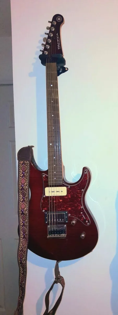 Guitar