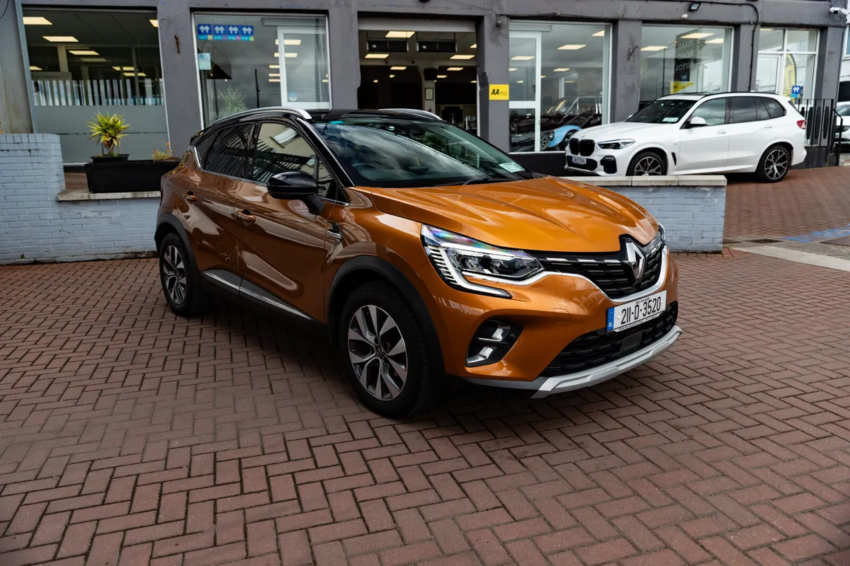 Renault CAPTUR 1.5DCI S-PACK EDITION 5DR ESTATE - Image 1