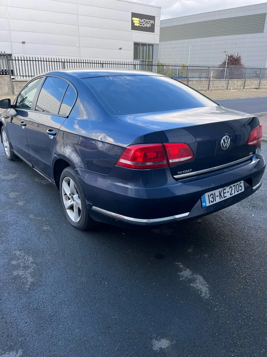 Volkswagen Passat low miles - Image 2