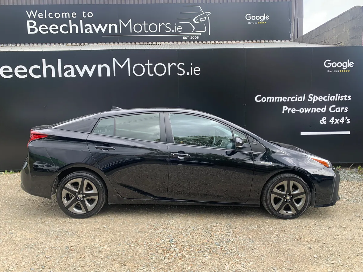 TOYOTA PRIUS 1.8 HYBRID LUXURY AUTO - Image 2