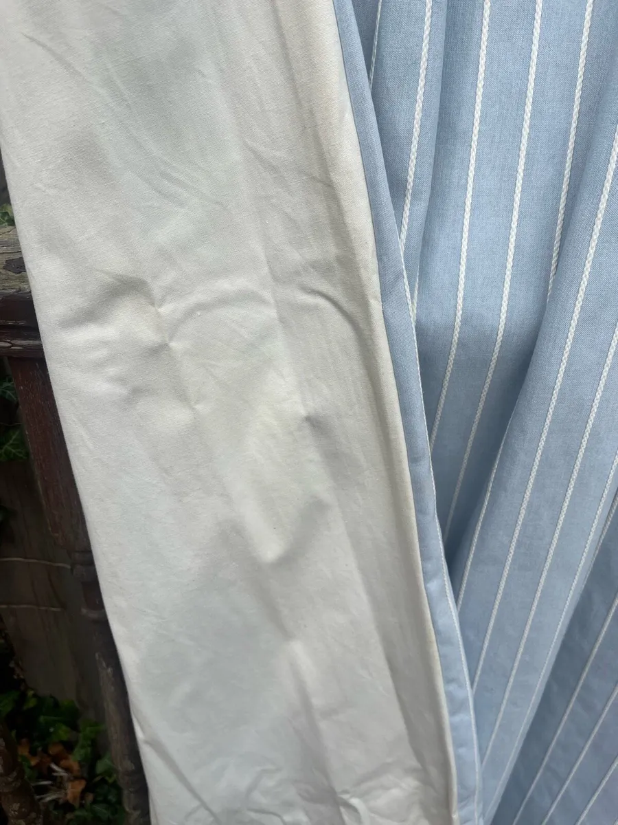 Curtains - Image 1