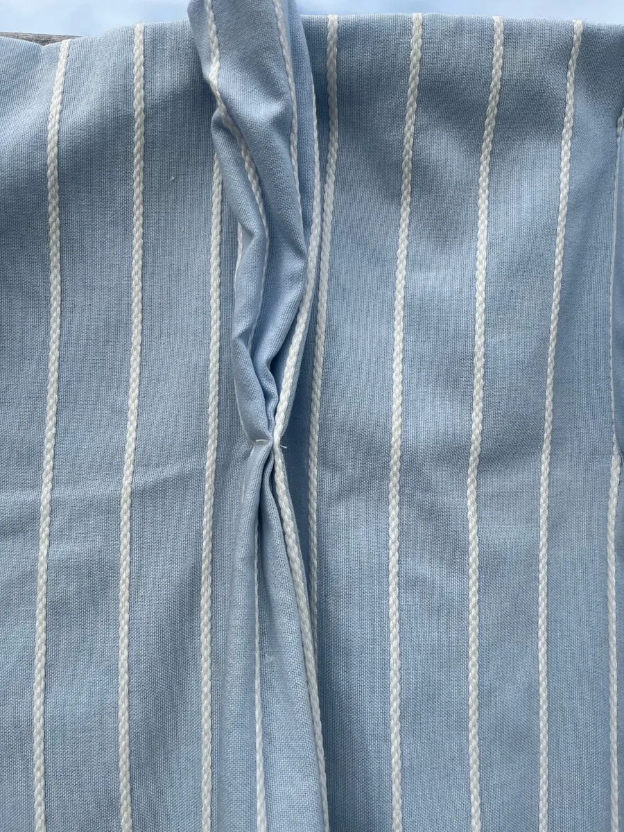 Curtains - Image 2