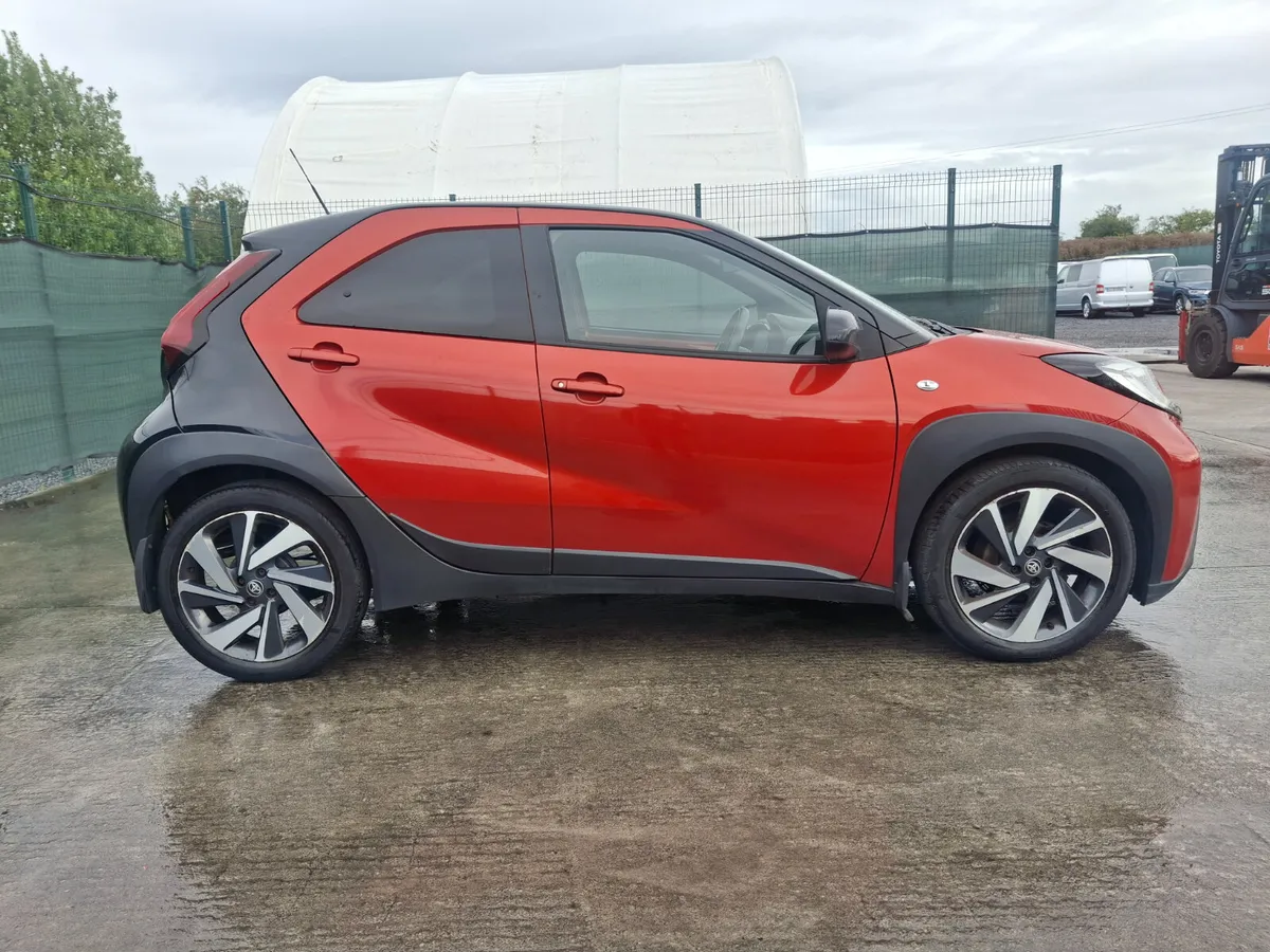 221 Toyota Aygo  X envy  1.0 Petrol - Image 2