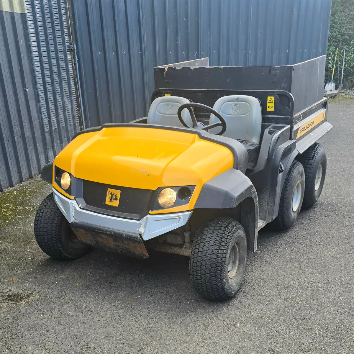 JCB DIESEL 6 WHEELER GATOR - Image 1