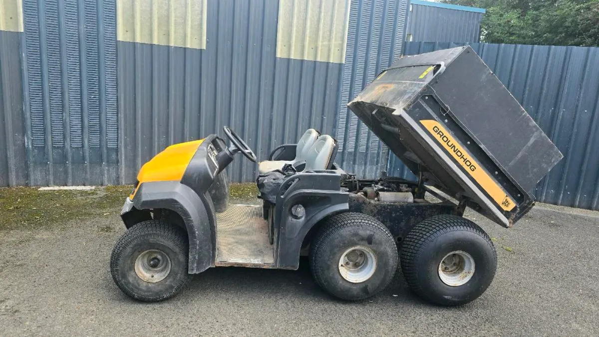 JCB DIESEL 6 WHEELER GATOR - Image 3