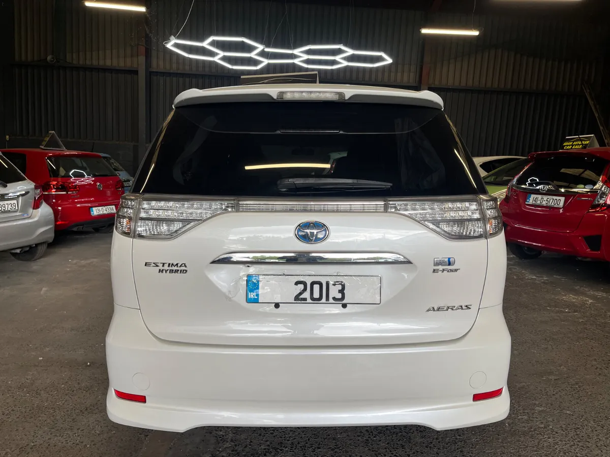 Toyota Estima hybrid 2013 - Image 4