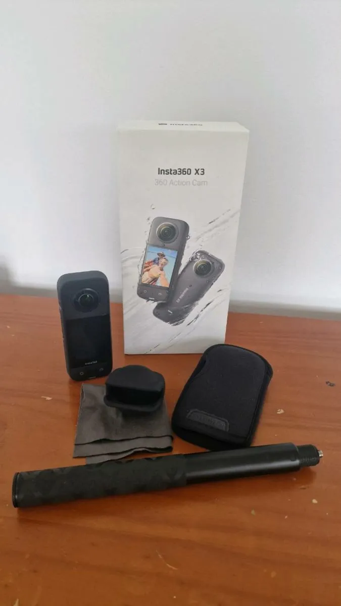 Insta 360 X3 - Image 1