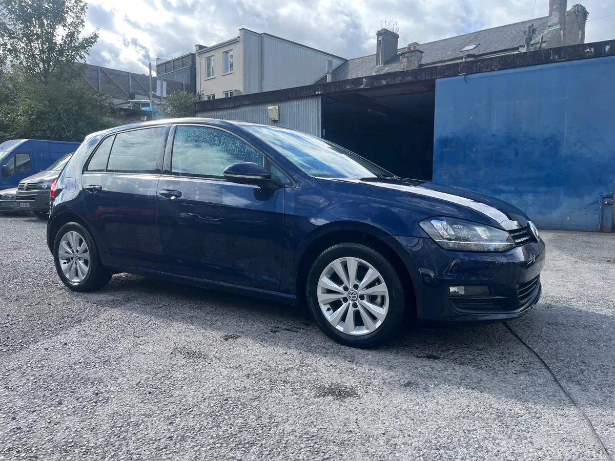 2016 VOLKSWAGEN GOLF, COMFORTLINE, 36,000 KLM - Image 1