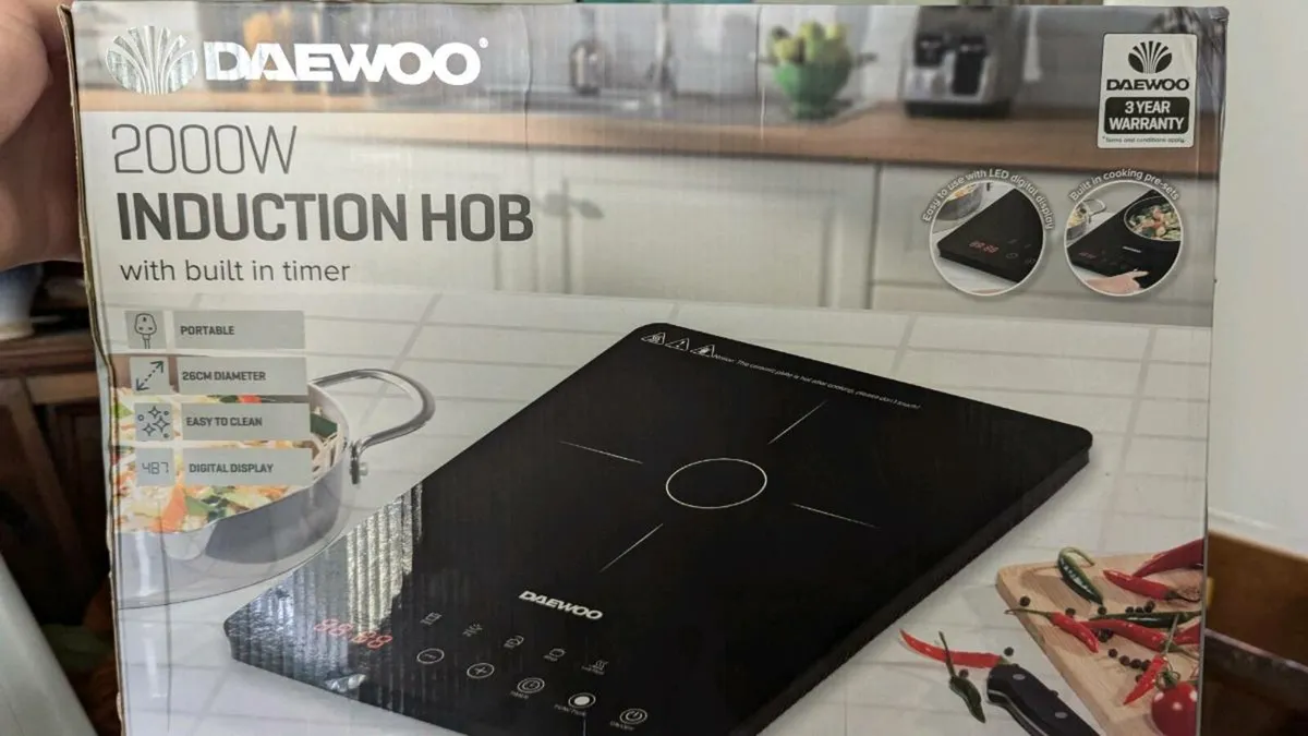 Electric hob - Image 1