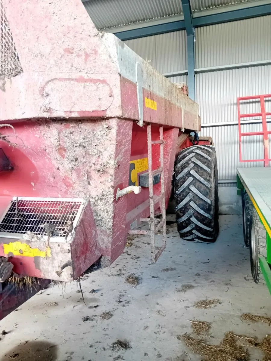 10 ton nc rear discharge spreader - Image 3