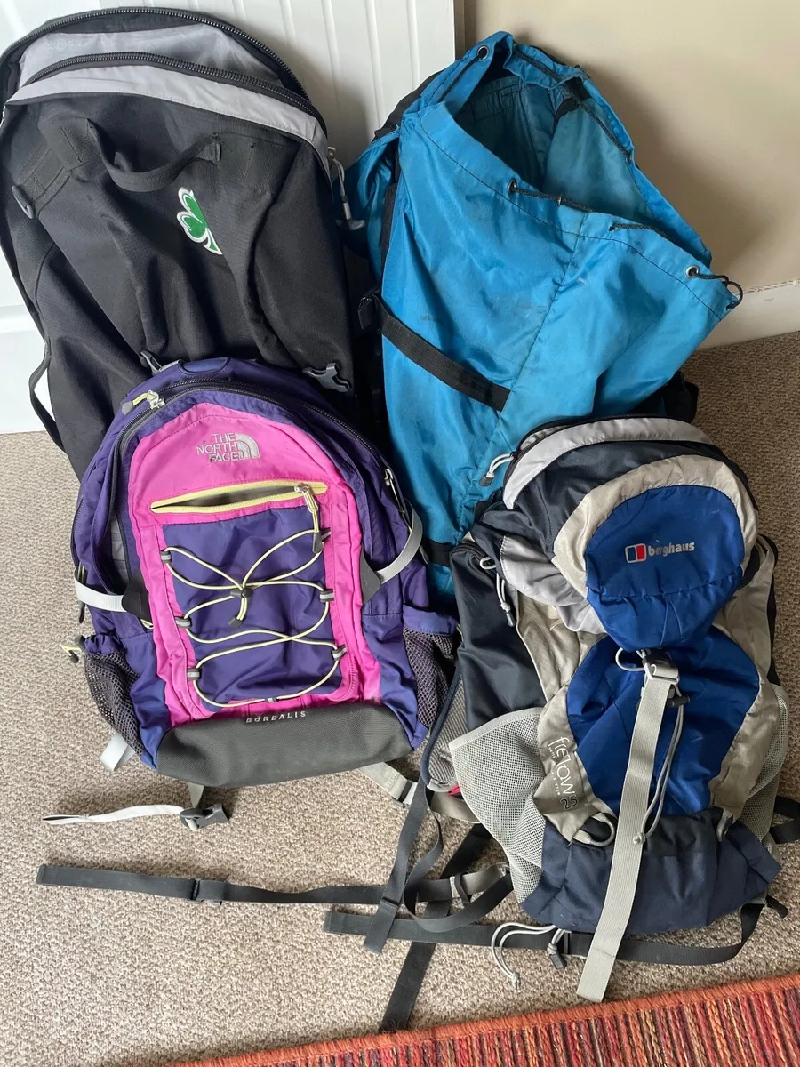 Rucksacks and camping stuff - Image 4