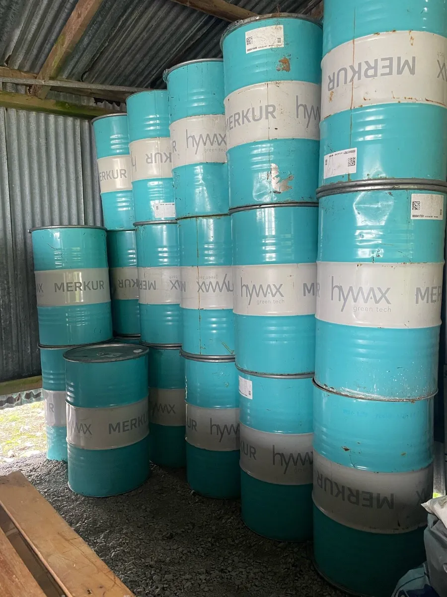 Steel barrels with clip on lids