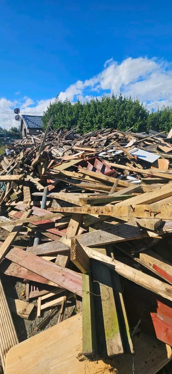 Old decking boards - Image 2