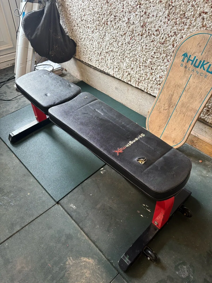 Weight bench - Image 1