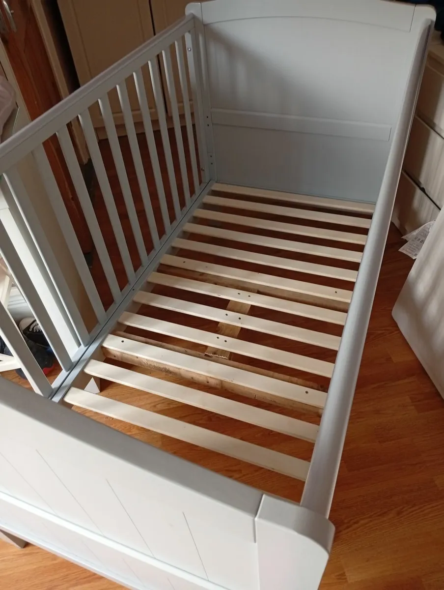 Cot - Image 2