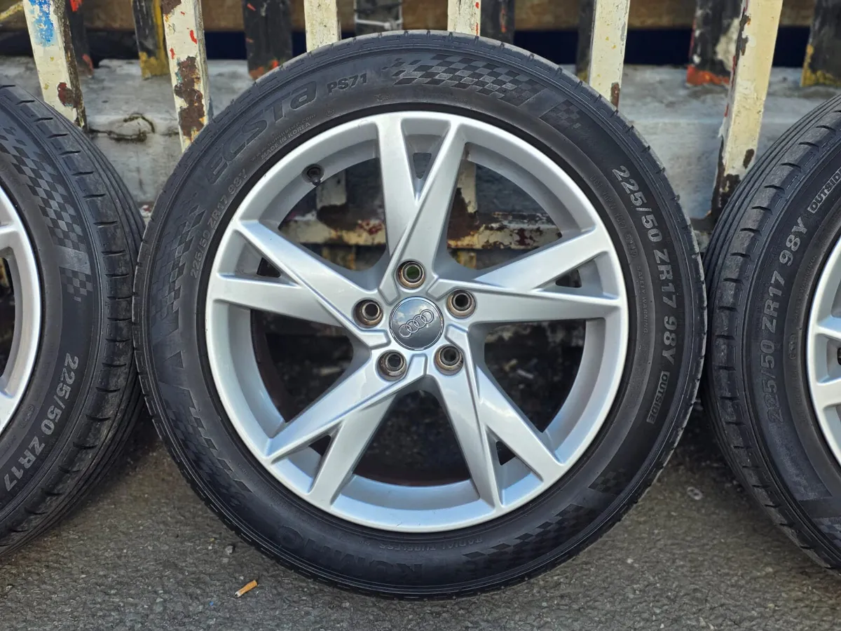 4 Genuine AUDI 17" Alloys 5x112 - Image 4