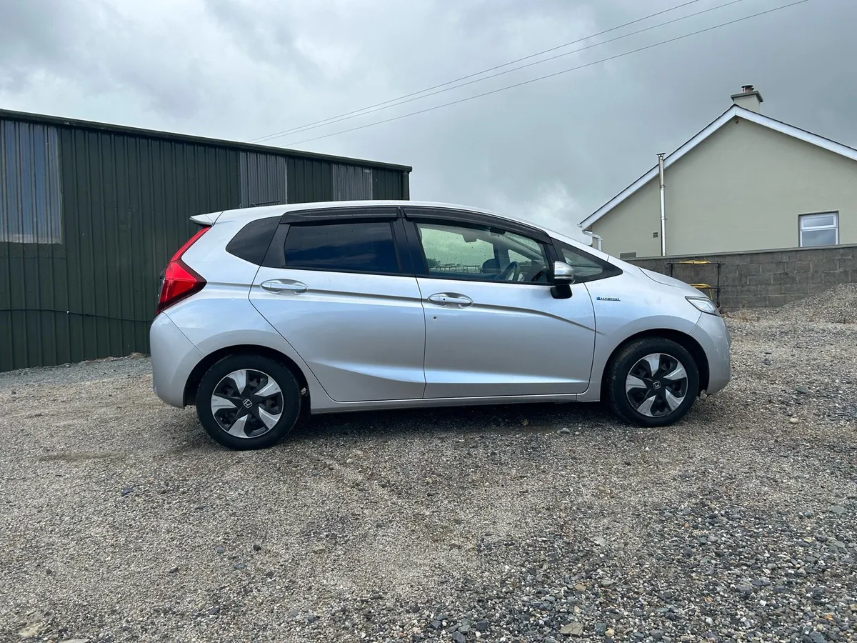 2016 Honda fit Automatic - Image 1