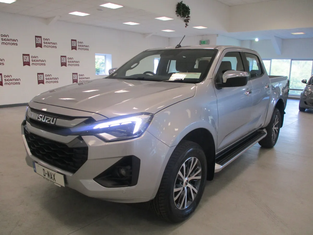 ISUZU D-MAX CREW CAB PICK UP VAT RECLAIMABLE 2025 - Image 4