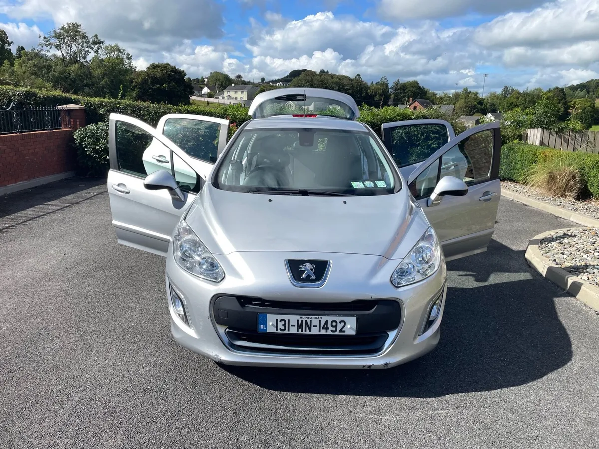 Peugeot 308 2013 - Image 2