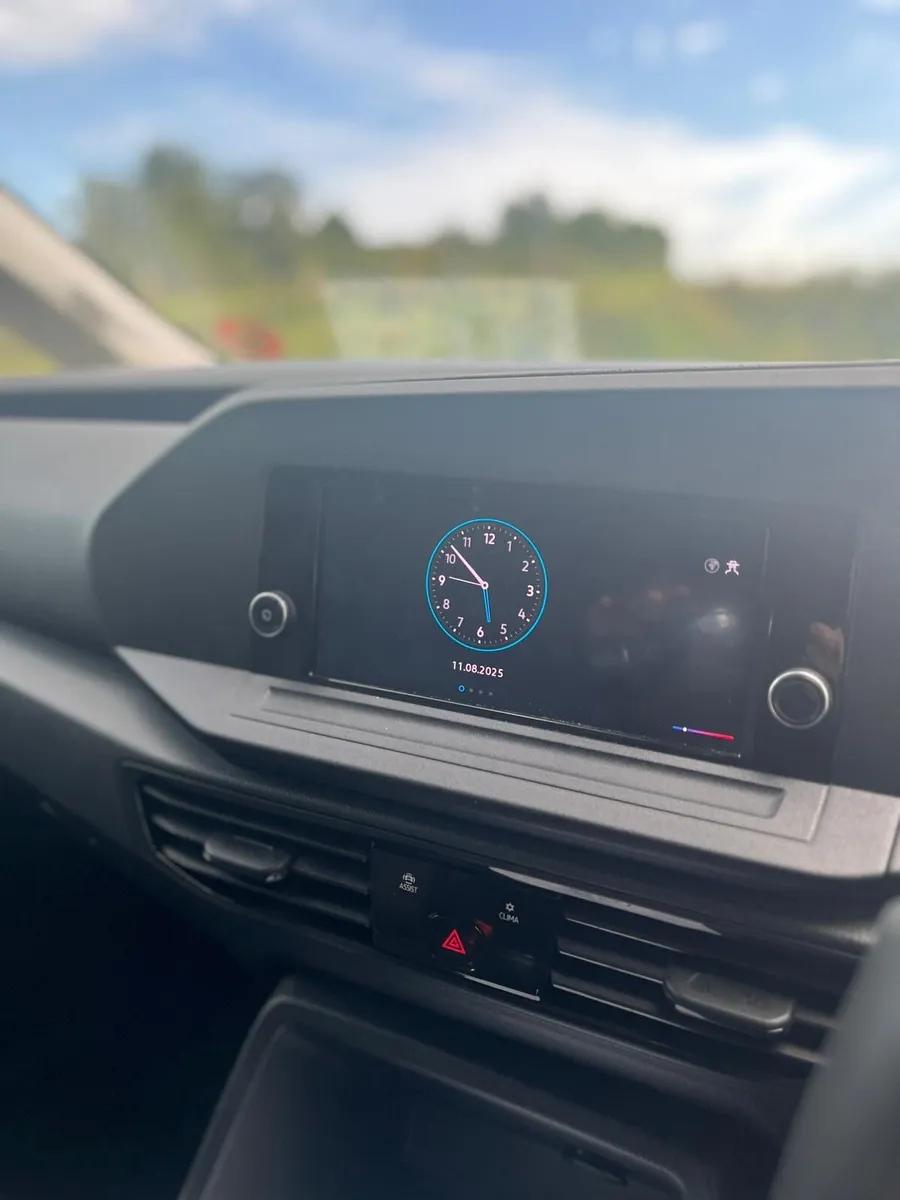 2022 VW CADDY 2.0 TDI MAXI PANEL VAN - Image 4