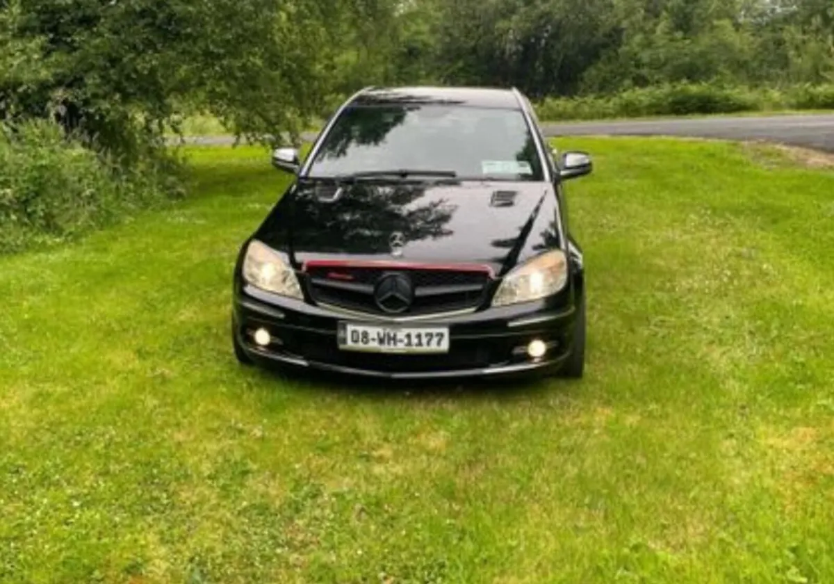 Mercedes C180 Petrol -126k miles - twin exhaust - Image 2