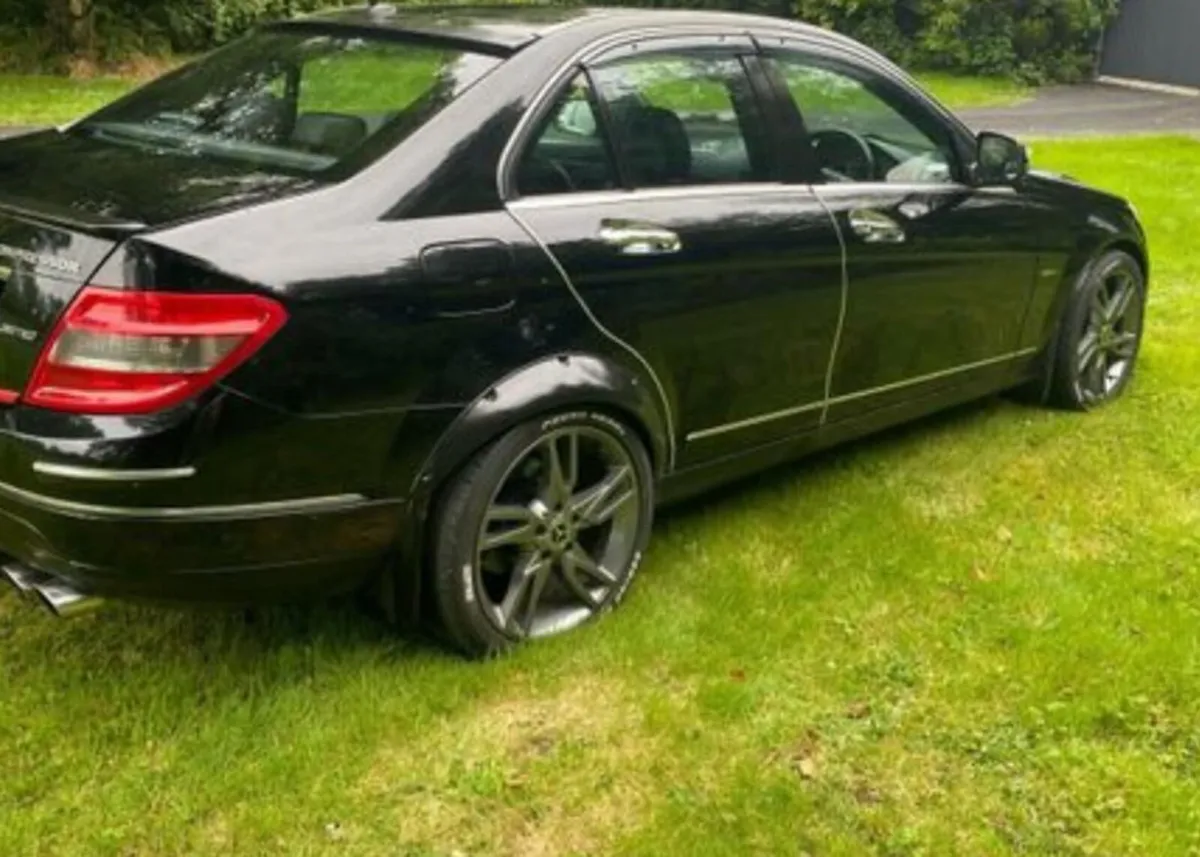 Mercedes C180 Petrol -126k miles - twin exhaust - Image 3