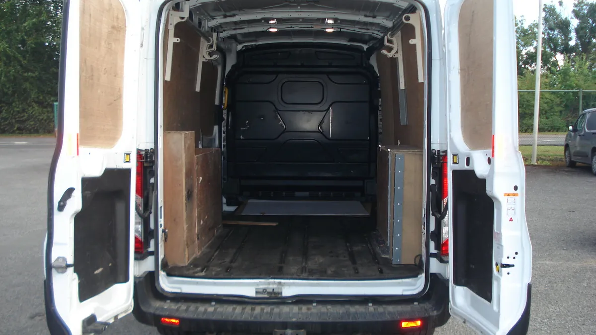 Ford Transit 2020 - Image 3