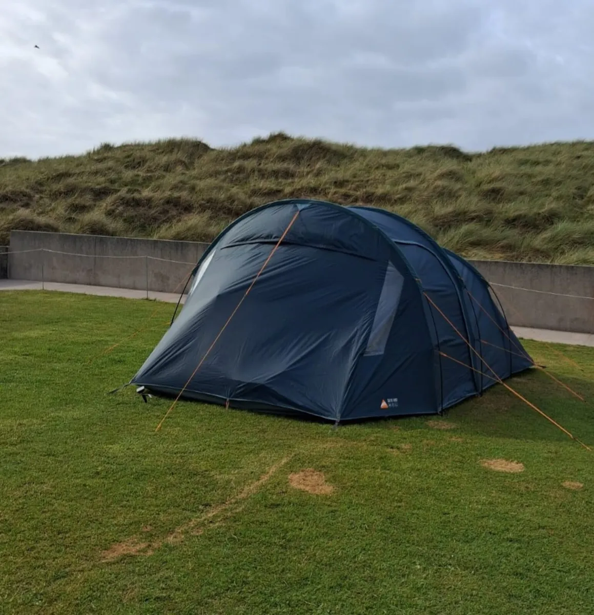 Tent - Image 1