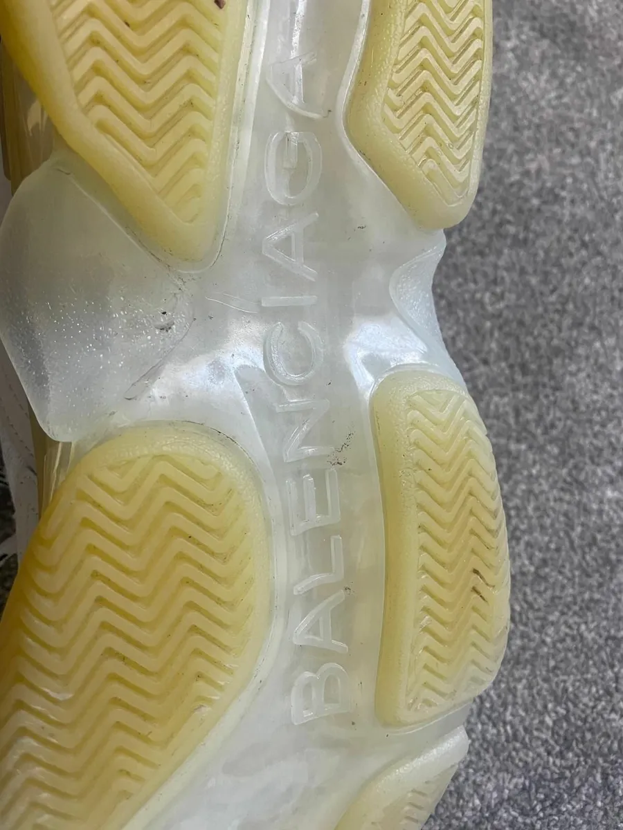 Balenciaga Runners size 4 - Image 3