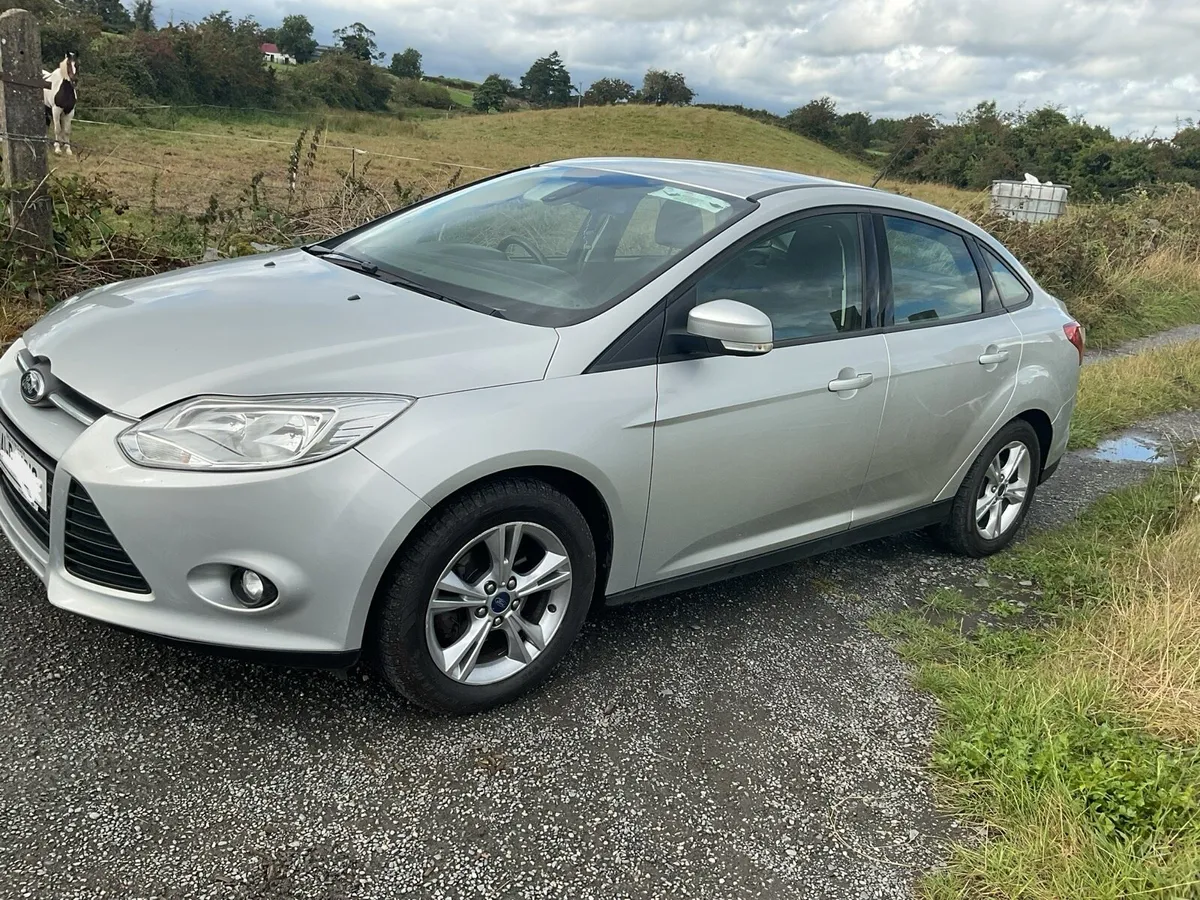 141 ford focus saloon 1.6 diesel - Image 1