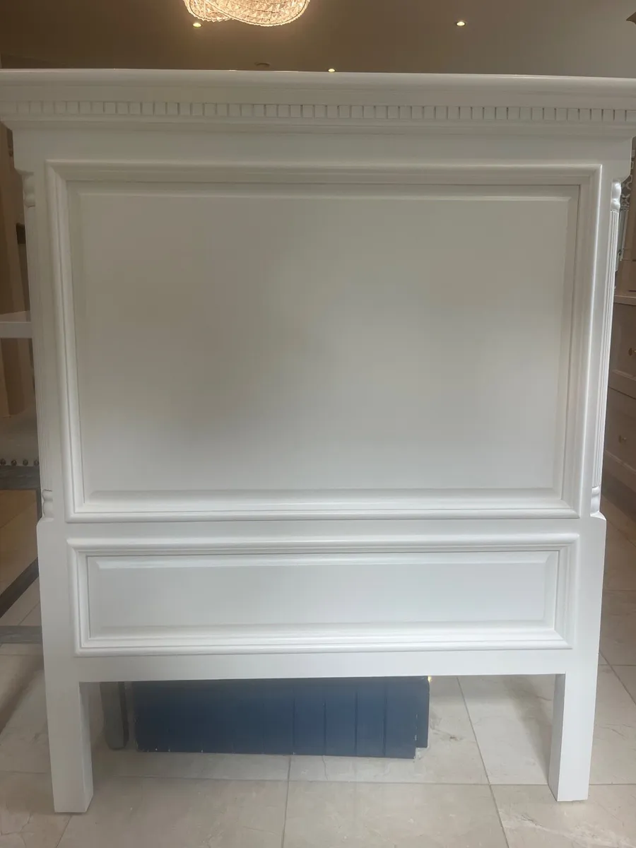 Wooden headboard - Image 2