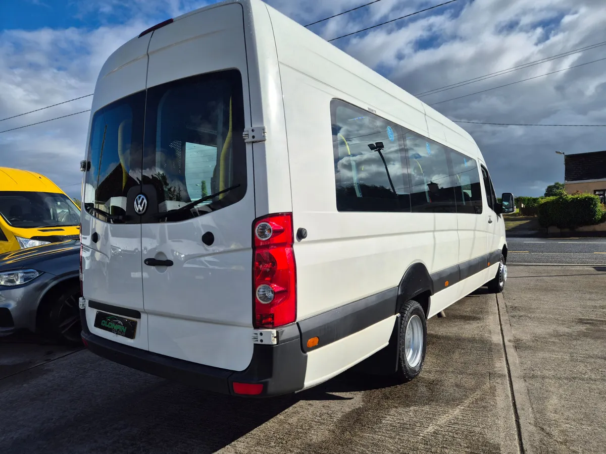 2017 VOLKSWAGEN CRAFTER TWIN WHEEL MINIBUS - Image 3