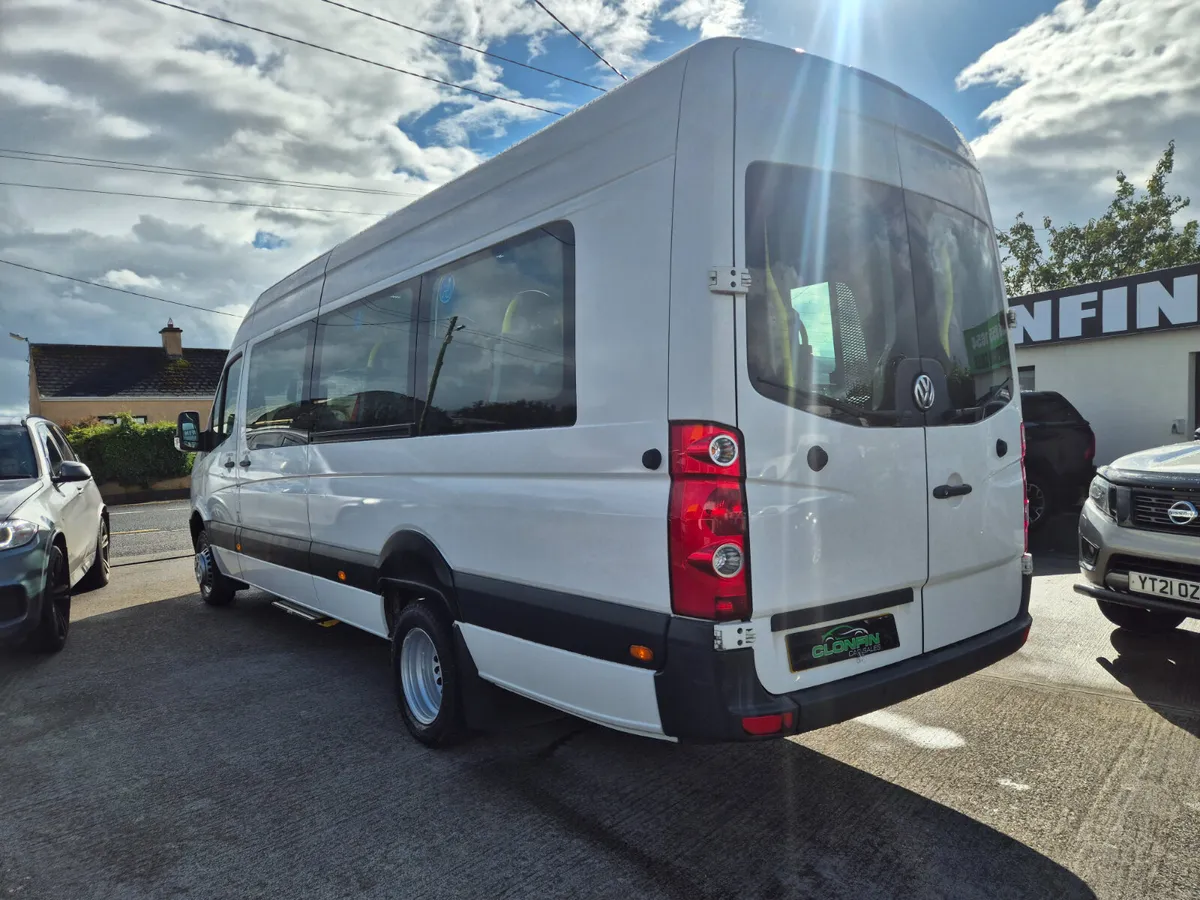 2017 VOLKSWAGEN CRAFTER TWIN WHEEL MINIBUS - Image 4