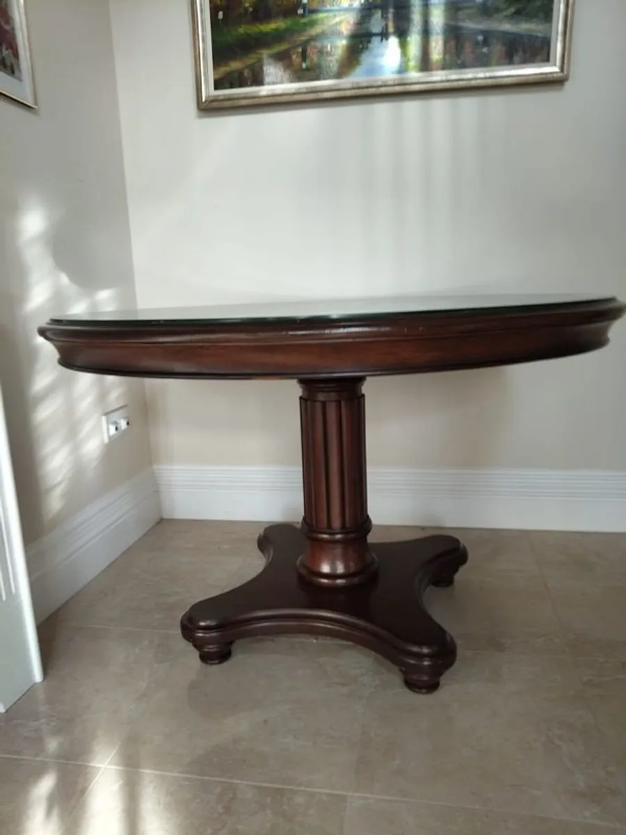 Willis & Gambier Dining Table and 4 Chairs - Image 3