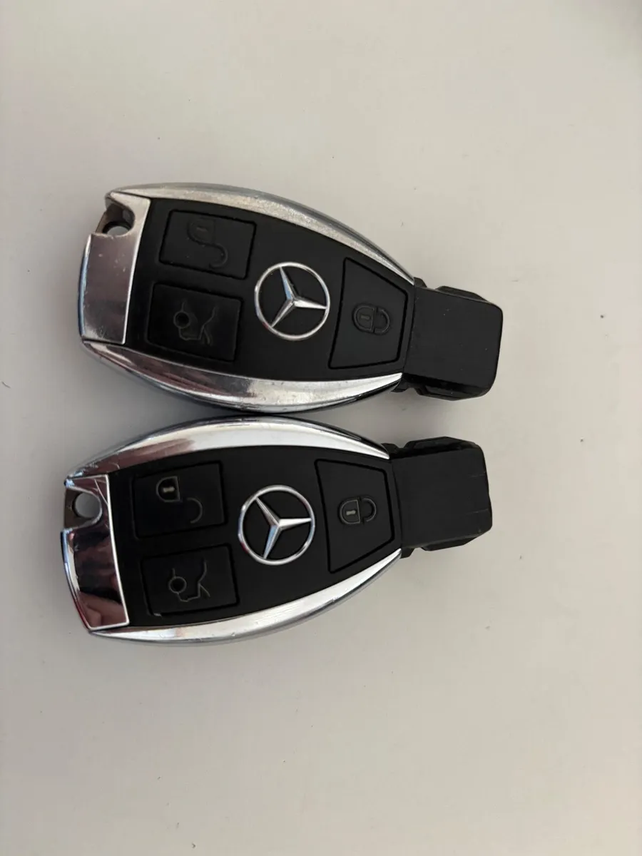 Mercedes-Benz C-Class 2012 ***LONG NCT*** - Image 2
