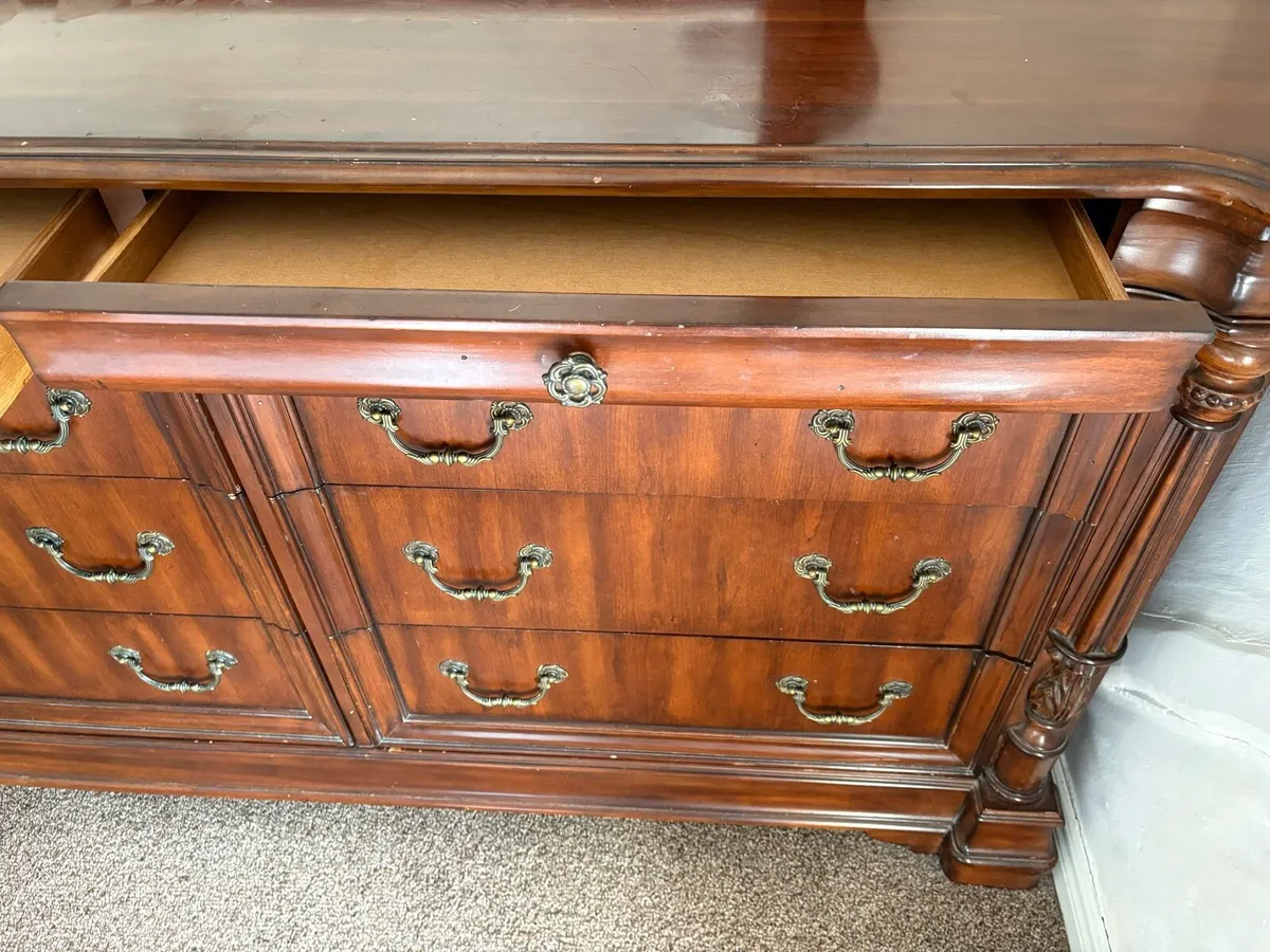 Dressing Table - Image 4