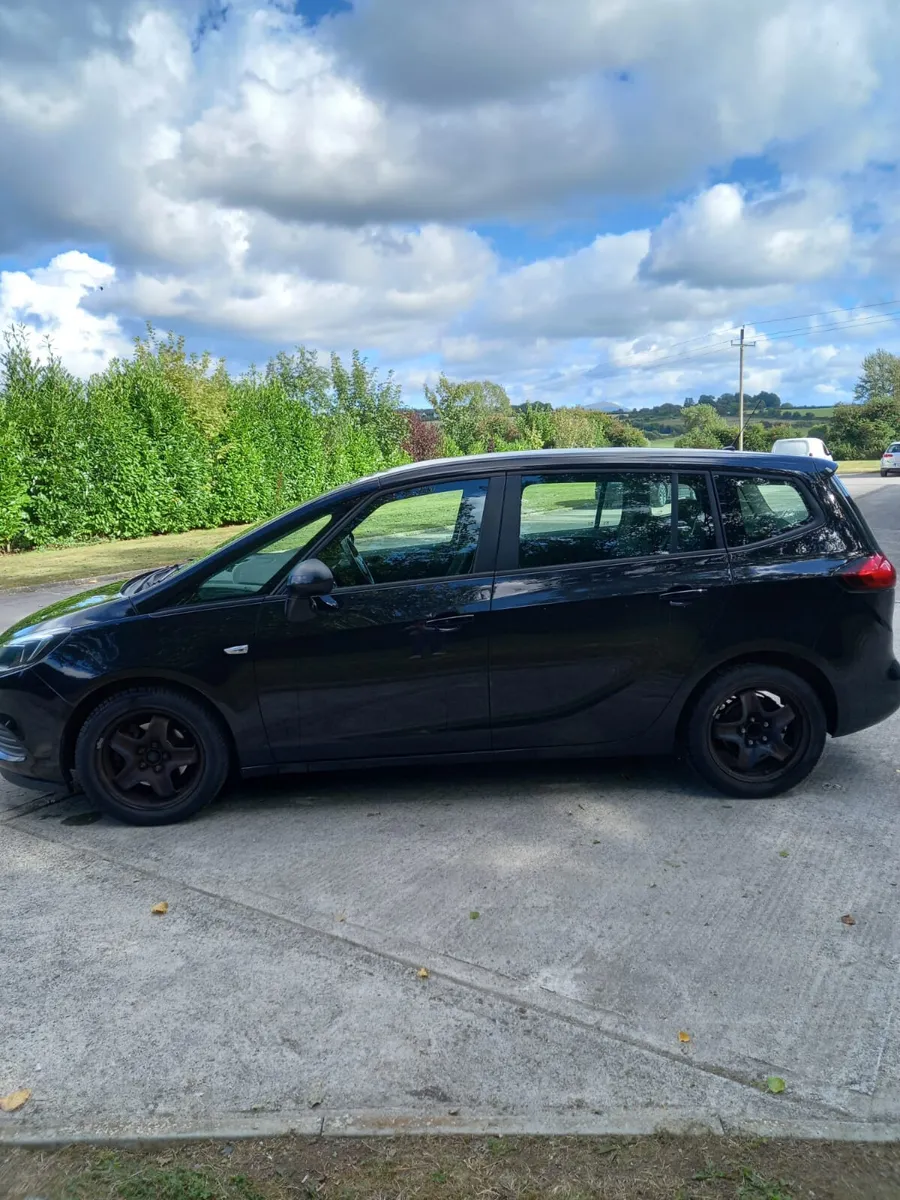 2018 Opel Zafira AUTOMATIC 1.4 Petrol - Image 3
